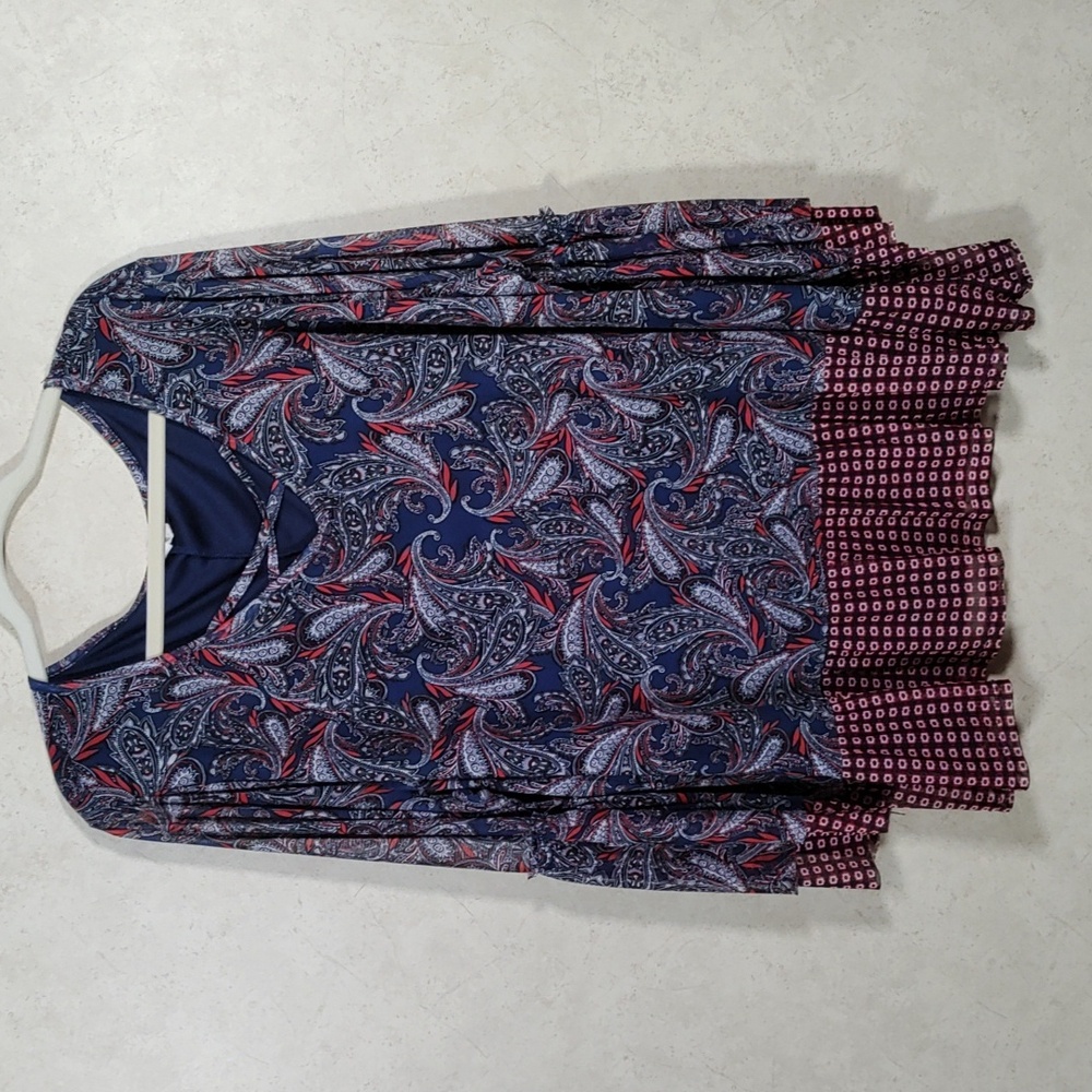 6088 Como Blu red, white, & blue paisley bell sleeve blouse 3X